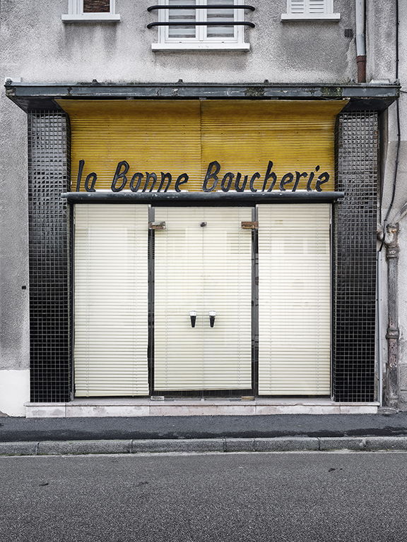 Facade boucherie noir et jaune